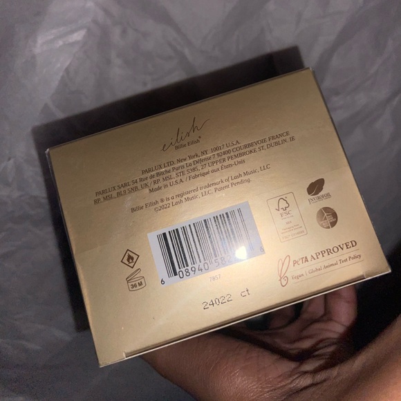 Billie Eilish Perfume - Picture 3 of 9